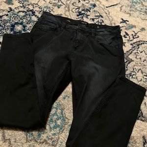 Plain black skinny jeans